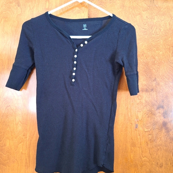 GAP Tops - Gap Black Ribbed Henley Top with Button Detail